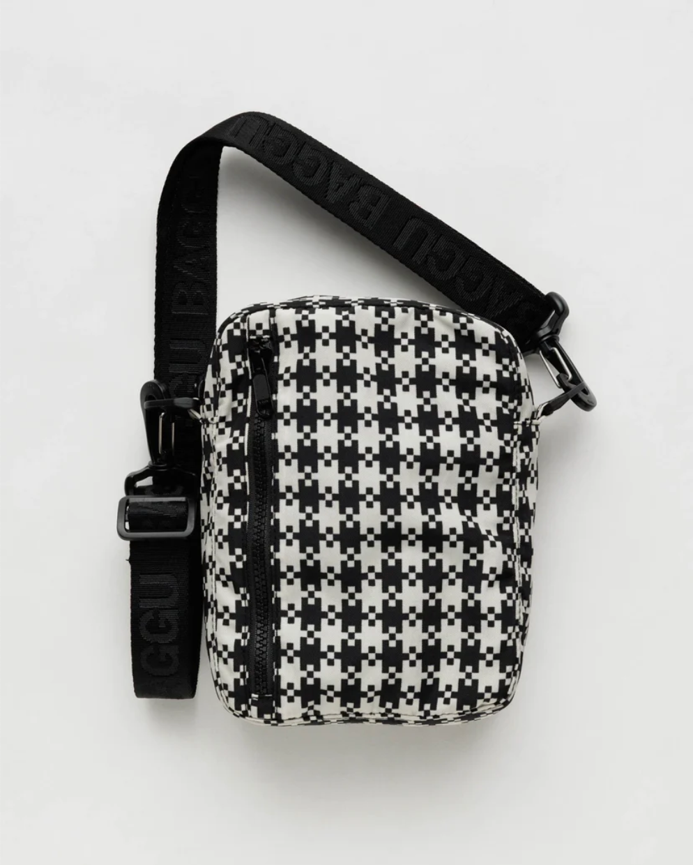 BAGGU SPORT CROSSBODY 2024 POOL limited edition sold out