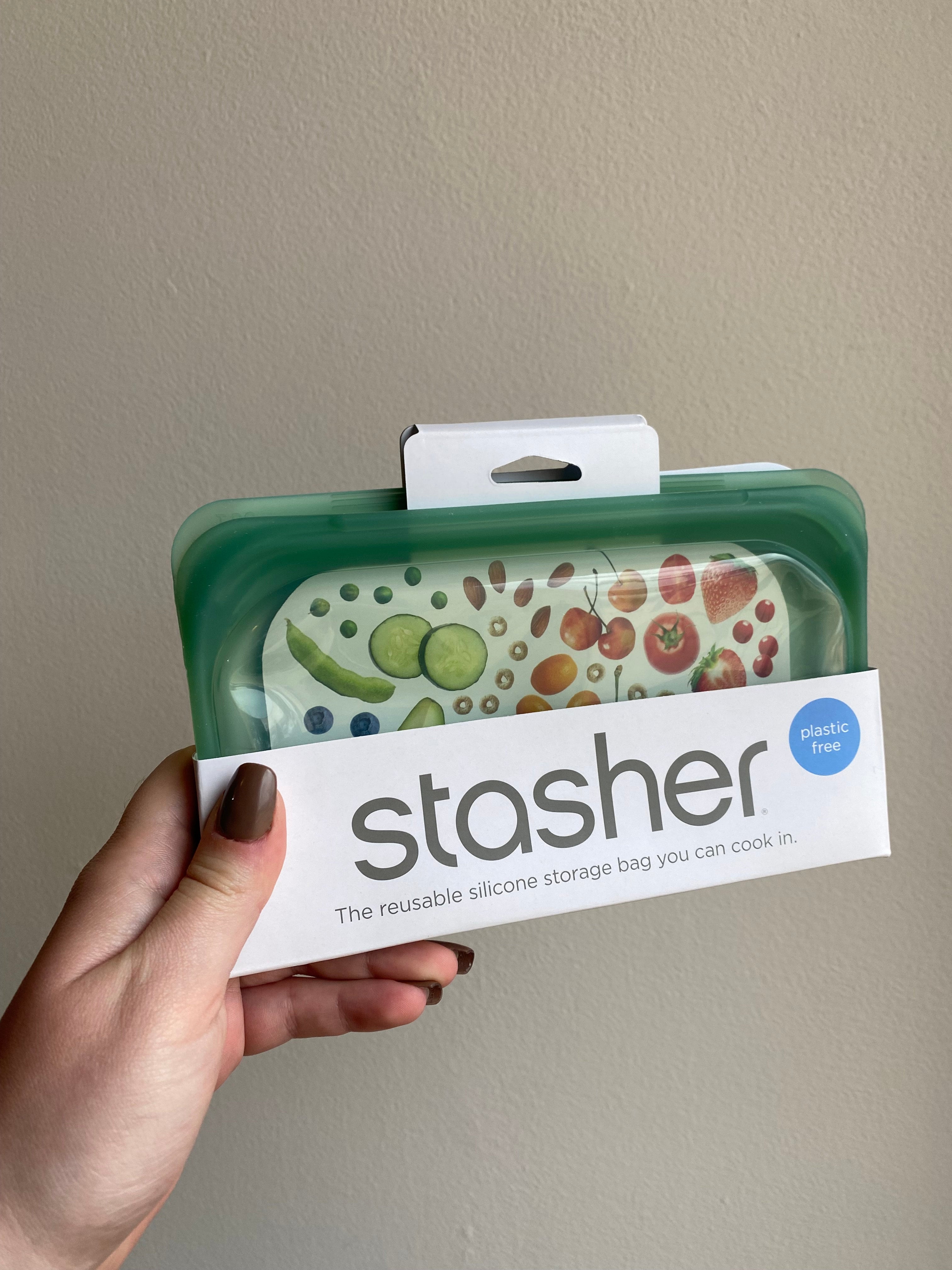 Stasher Bags Are The Best Reusable Silicone Bags for Food Storage in 2020 |  Epicurious